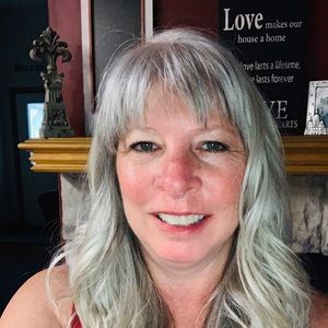 Meet your Posher, Yvonne